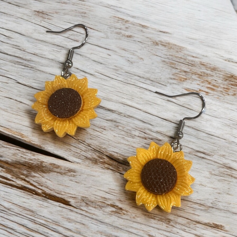 Sunflower Dangle Earrings - Yellow and Brown